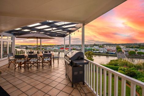 Photo of property in 38 Hipango Terrace, Durie Hill, Whanganui, 4500