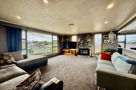 Photo of property in 16 Argyle Street, Weston, Oamaru, 9401