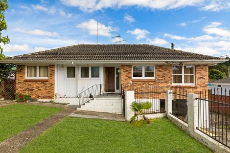 Photo of property in 60 Orams Road, Hillpark, Auckland, 2102