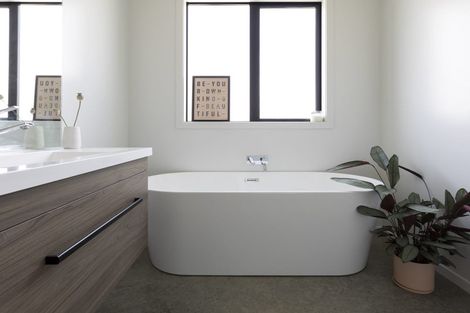 Photo of property in 33a Sunny Crescent, Huapai, Kumeu, 0810