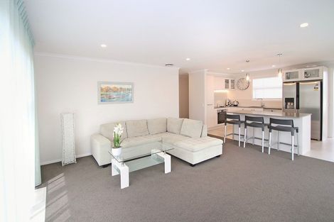 Photo of property in 20 Toi Place, Papamoa, 3118