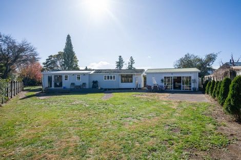Photo of property in 4 Kathleen Place, Rainbow Point, Taupo, 3330
