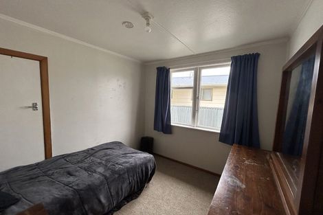 Photo of property in 4 Hamilton Street, Pahiatua, 4910