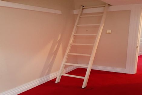 Photo of property in 6-10 Mudges Terrace, Newtown, Wellington, 6021