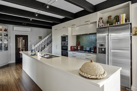 Photo of property in 16 Hinewa Road, Otumoetai, Tauranga, 3110