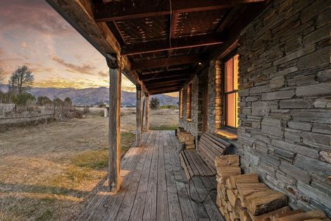 Photo of property in 66 Te Awa Road, Albert Town, Wanaka, 9382