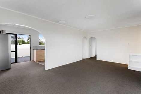 Photo of property in 32 Eastburn Street, Papakura, 2110