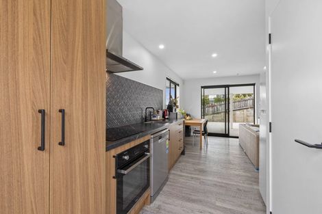 Photo of property in 4 Banks Street, Marfell, New Plymouth, 4310