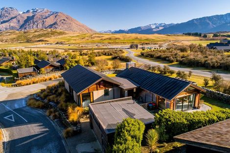 Photo of property in 1 Skye Lane, Jacks Point, Queenstown, 9371