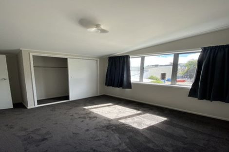 Photo of property in 9/21 Collins Avenue, Tawa, Wellington, 5028