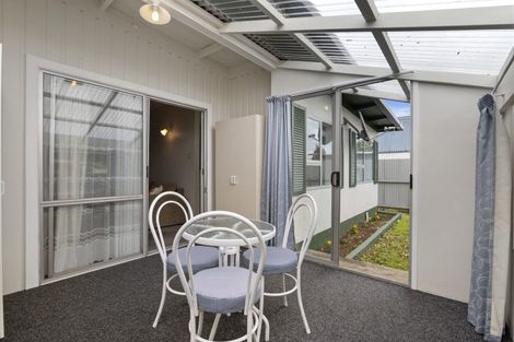 Photo of property in 42e Cutfield Street, Inglewood, 4330