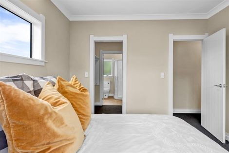 Photo of property in 22 Maple Crescent, Whalers Gate, New Plymouth, 4310