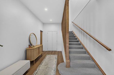 Photo of property in 1a Lismore Street, Strandon, New Plymouth, 4312