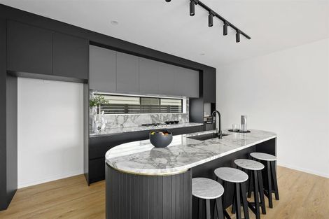 Photo of property in 7/5 Lemon Grove Lane, Greenhithe, Auckland, 0632