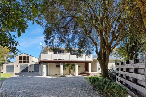 Photo of property in 9 Tirimoana Place, Te Awanga, 4102