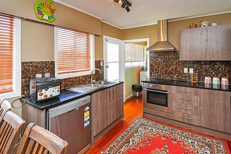 Photo of property in 90 Station Road, Papatoetoe, Auckland, 2025