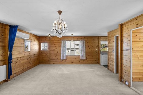 Photo of property in 16 Gilbert Street, Amberley, 7410