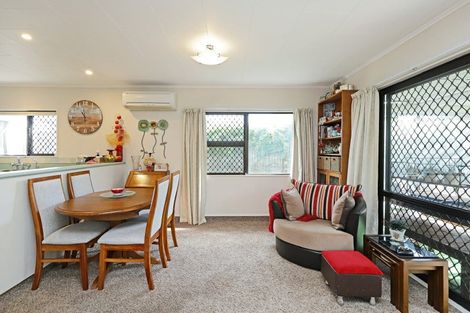 Photo of property in 6b Oxford Place, Taradale, Napier, 4112