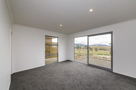 Photo of property in 34 Varsity Heights, Fitzherbert, Palmerston North, 4410