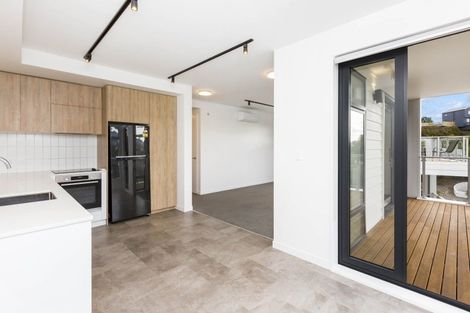 Photo of property in 4/69 Tiketike Way, Brooklyn, Wellington, 6021