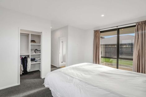 Photo of property in 80 Shillingford Boulevard, Rolleston, 7615