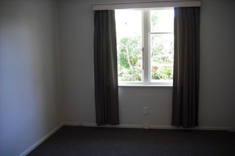 Photo of property in 19a Huntingdon Street, Northland, Wellington, 6012