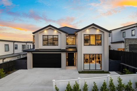 Photo of property in 6 Luff Place, Long Bay, Auckland, 0630