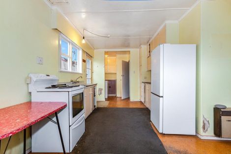 Photo of property in 4 Beauchamp Street, Tawa, Wellington, 5028