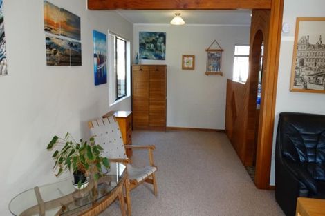 Photo of property in 2/40a Woodglen Road, Glen Eden, Auckland, 0602