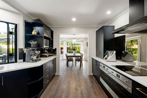 Photo of property in 7 Oaklands Drive, Cambridge, 3434