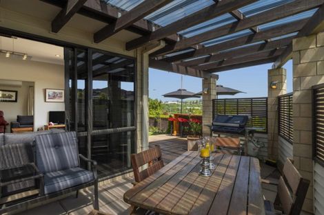 Photo of property in 2 Crater Close, Pyes Pa, Tauranga, 3112