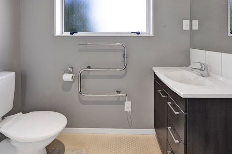 Photo of property in 18 Fox Street, Okato, 4335