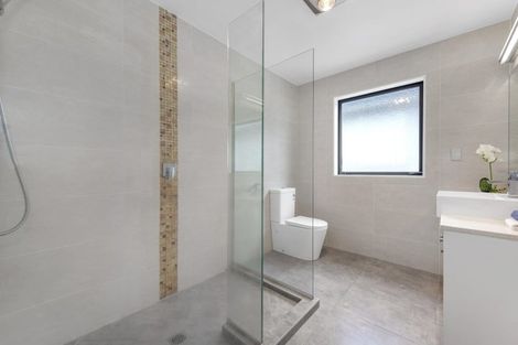 Photo of property in 30 Rosewell Crescent, Flat Bush, Auckland, 2019