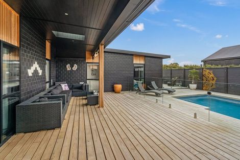 Photo of property in 23 William Gilbert Drive, Mangawhai, 0505