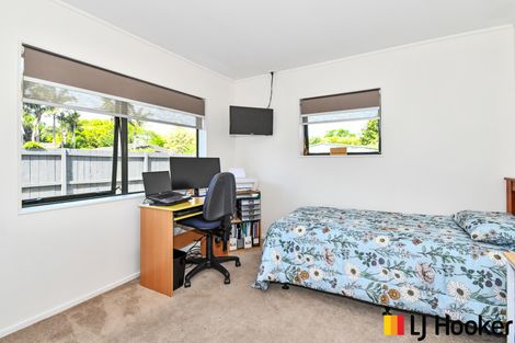 Photo of property in 1 Mull Place, Wattle Downs, Auckland, 2103