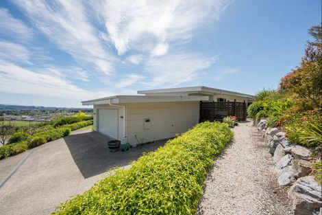 Photo of property in 23 Katania Heights, Brightwater, 7022