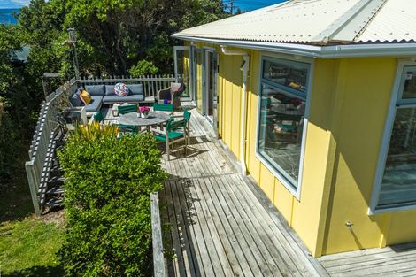 Photo of property in 1 Rodney Avenue, Te Horo Beach, Otaki, 5581