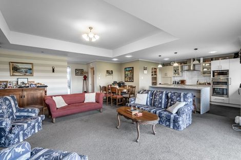 Photo of property in 12b Lady Barkly Road, Winton, 9782