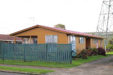 Photo of property in 8 Bland Place, Otara, Auckland, 2023