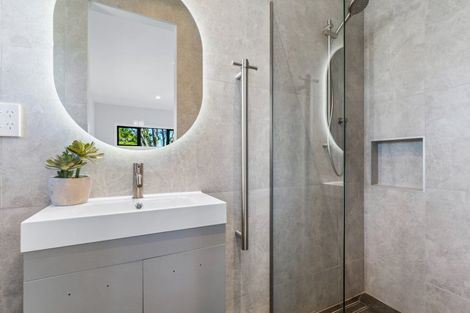 Photo of property in 15 Schnapper Rock Road, Greenhithe, Auckland, 0632