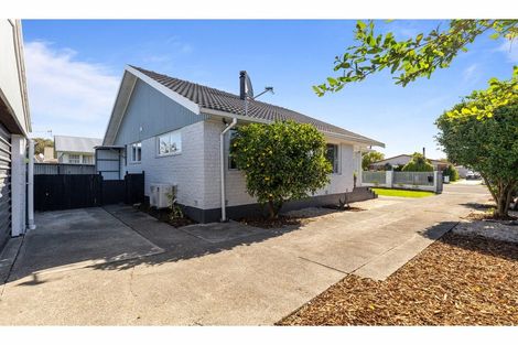 Photo of property in 3 Tralee Place, Bishopdale, Christchurch, 8053
