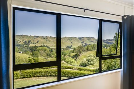 Photo of property in 35 Raratu Road, Kahuranaki, Havelock North, 4295