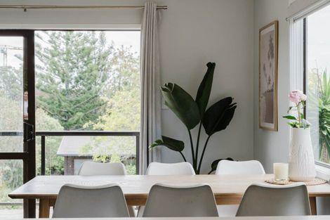 Photo of property in 7 John Dee Crescent, Red Beach, 0932