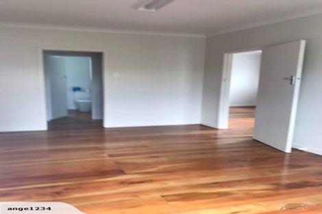 Photo of property in 1/30a Old Lake Road, Narrow Neck, Auckland, 0624