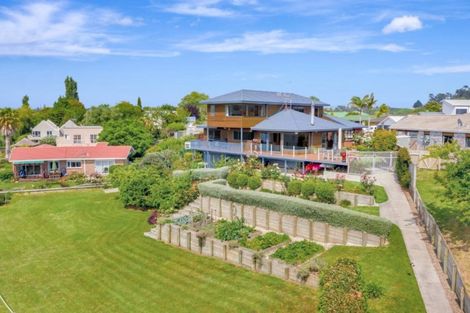 Photo of property in 126 College Place, Poike, Tauranga, 3112