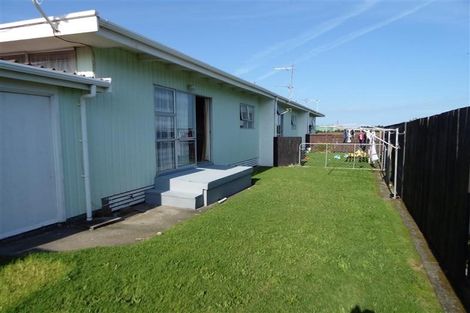 Photo of property in 12 Norwich Avenue, Spotswood, New Plymouth, 4310