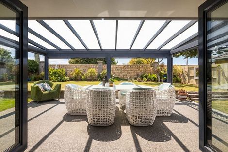 Photo of property in 12 Doneraille Place, Bethlehem, Tauranga, 3110