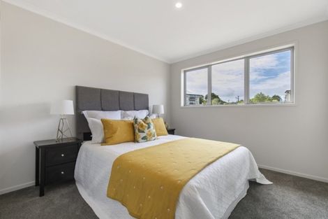 Photo of property in 49 Couldrey Crescent, Red Beach, 0932