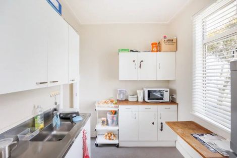 Photo of property in 486 Ferguson Street, Hokowhitu, Palmerston North, 4410