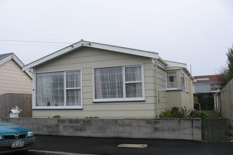 Photo of property in 17 Osmond Street, South Dunedin, Dunedin, 9012